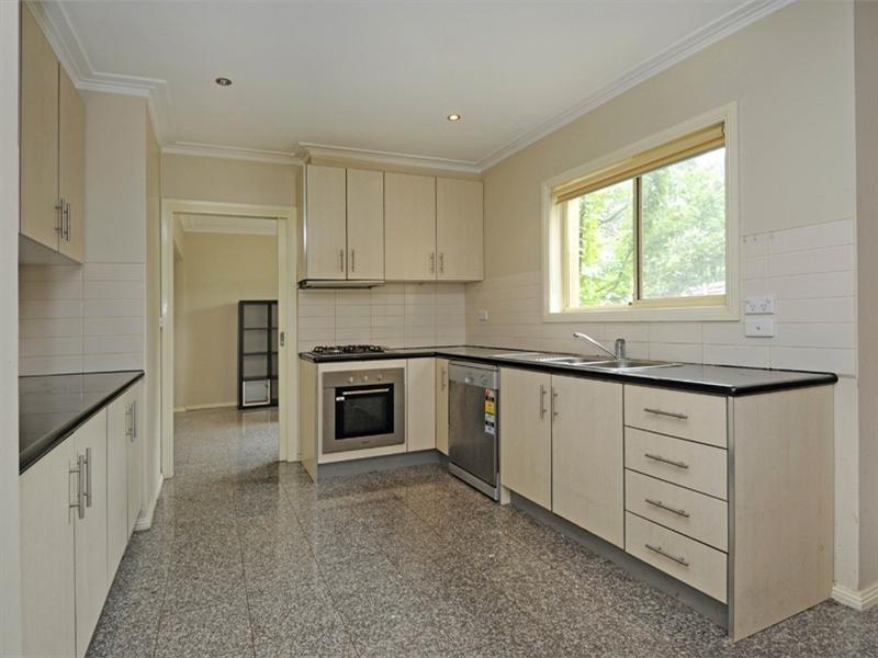 2/24 Parker Street, Templestowe VIC 3106