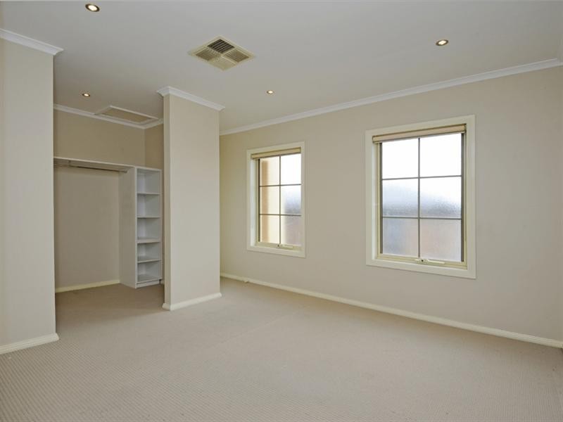 2/24 Parker Street, Templestowe VIC 3106