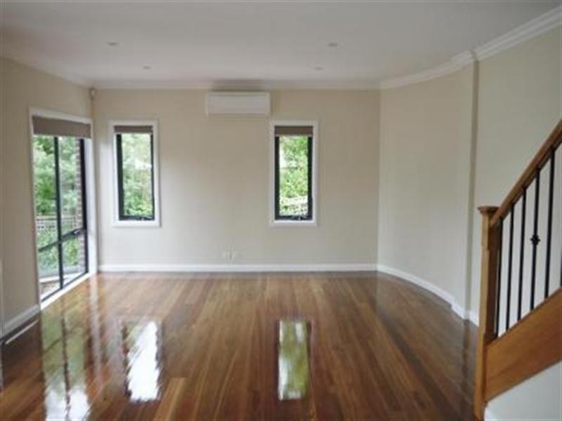 33A Blackburn Road, Doncaster East VIC 3109