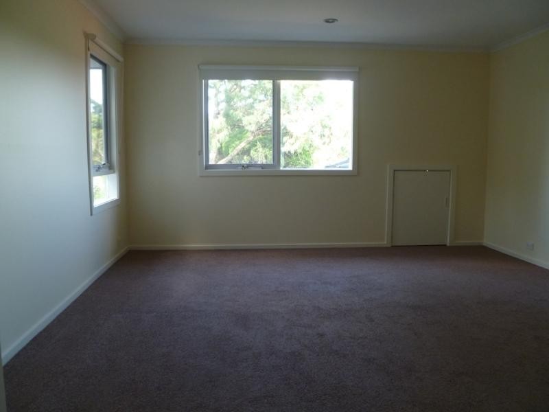 16 The Glen, Donvale VIC 3111