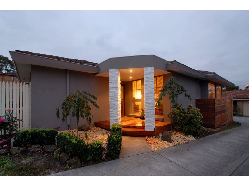 2/60 Worthing Avenue, Doncaster East VIC 3109