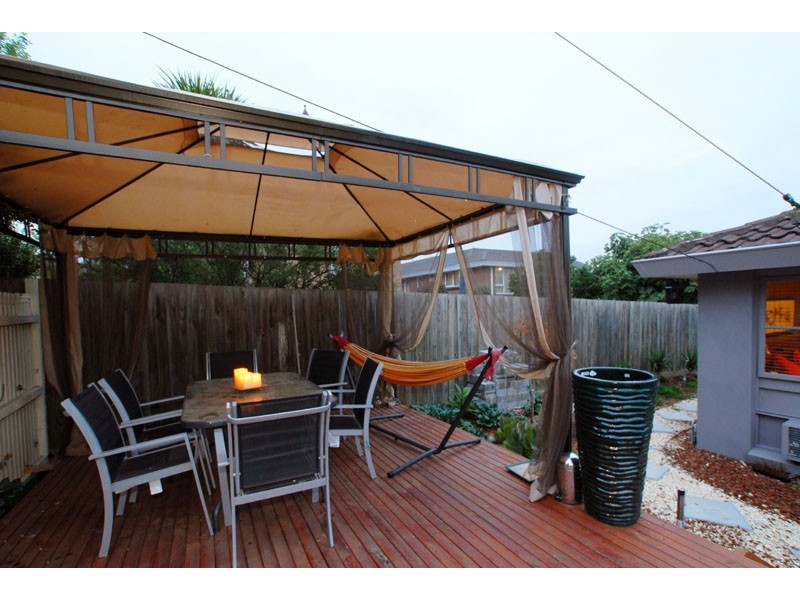 2/60 Worthing Avenue, Doncaster East VIC 3109