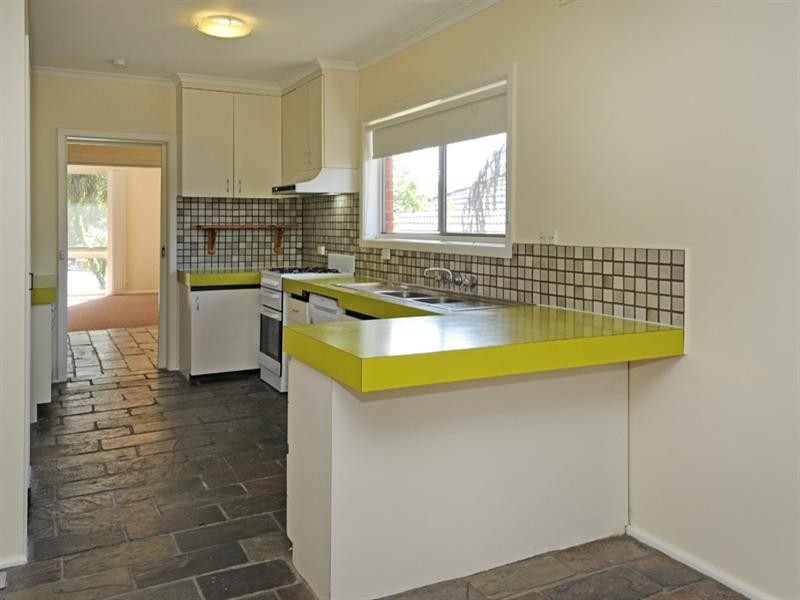 16 The Glen, Donvale VIC 3111