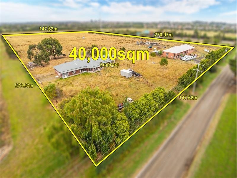 109-115 and 117-123 Homestead, Berwick VIC 3806