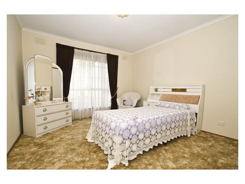 40 Lusher Road, Croydon VIC 3136