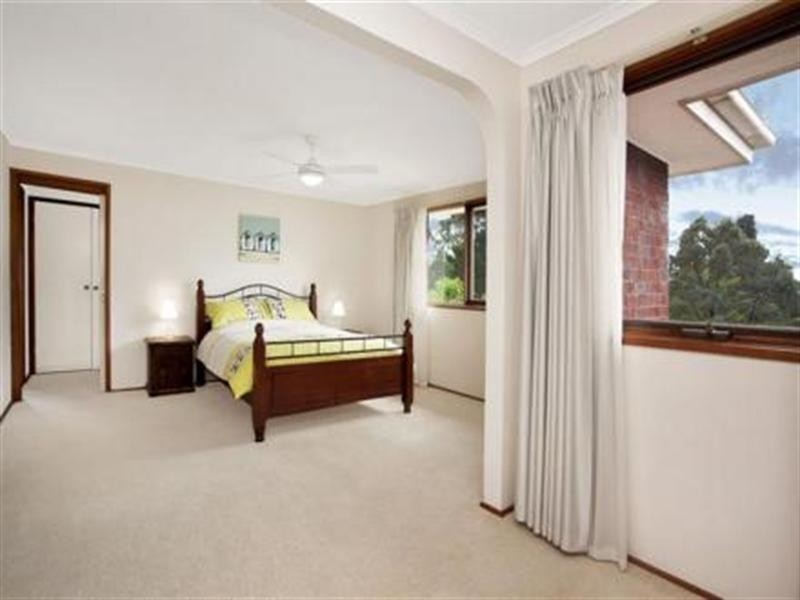 16 Glen Orchard Close, Templestowe VIC 3106