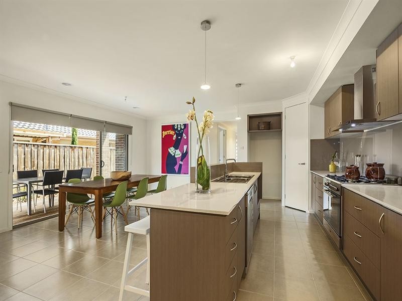 33A Toulon Drive, Templestowe Lower VIC 3107