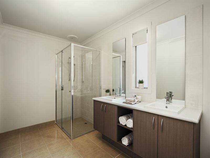 33A Toulon Drive, Templestowe Lower VIC 3107