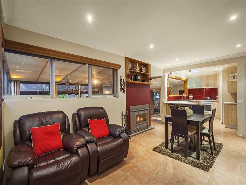 Unit 1/43 Looker Road, Montmorency VIC 3094