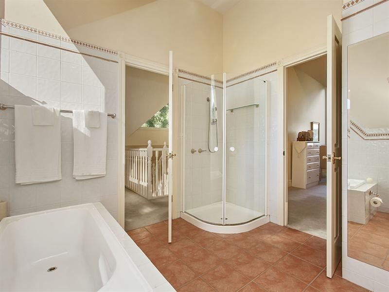 3/5 Carn Avenue, Ivanhoe VIC 3079