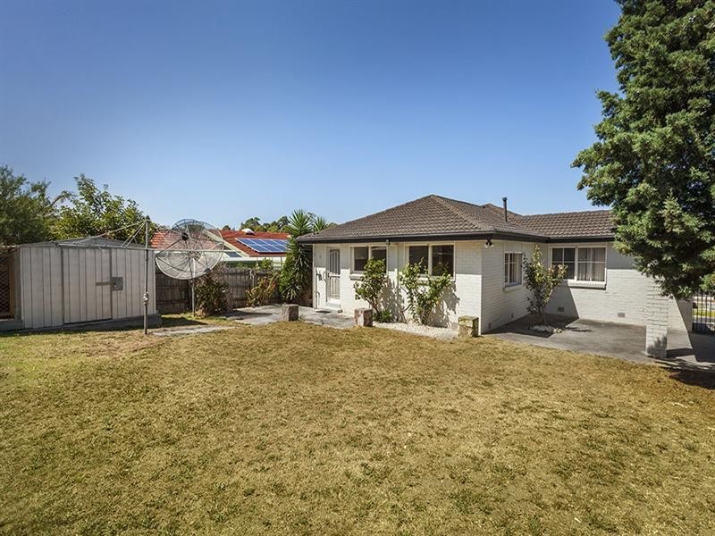 4 Thomas Street, Doncaster East VIC 3109