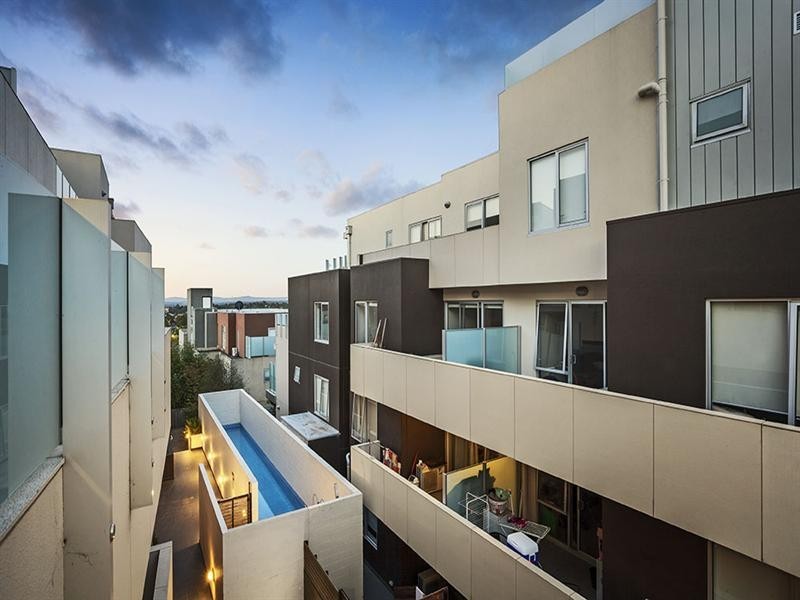 306/18 Berkeley Street, Doncaster VIC 3108