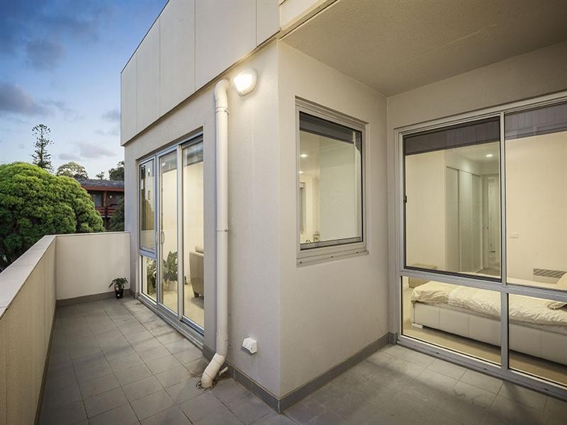 306/18 Berkeley Street, Doncaster VIC 3108