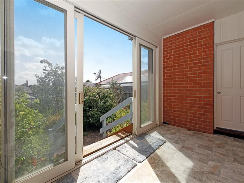 1 Bellevue Avenue, Burwood East VIC 3151