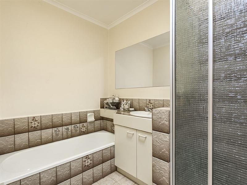 10 Bryson Court, Bundoora VIC 3083