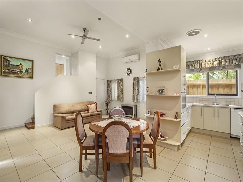 35 Dorking Road, Box Hill VIC 3128
