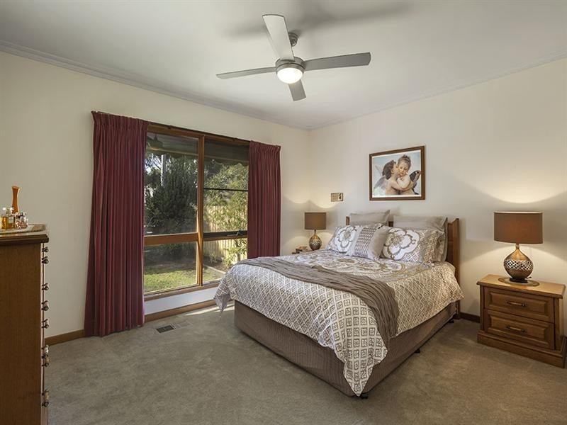 35 Dorking Road, Box Hill VIC 3128