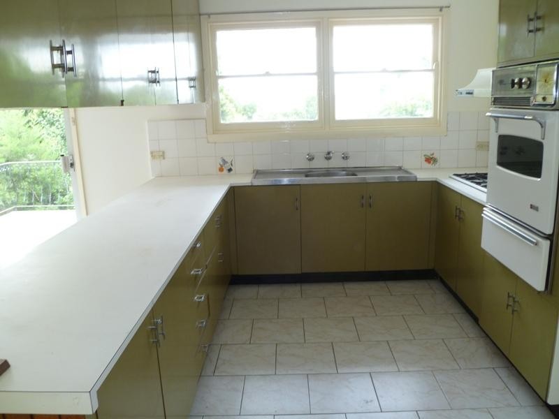 33 Balmoral Avenue, Templestowe Lower VIC 3107