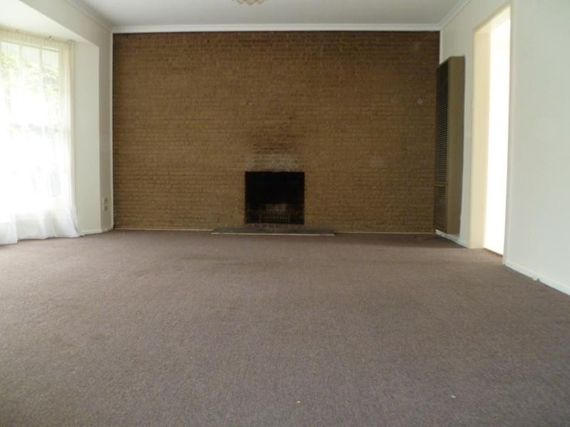 33 Balmoral Avenue, Templestowe Lower VIC 3107