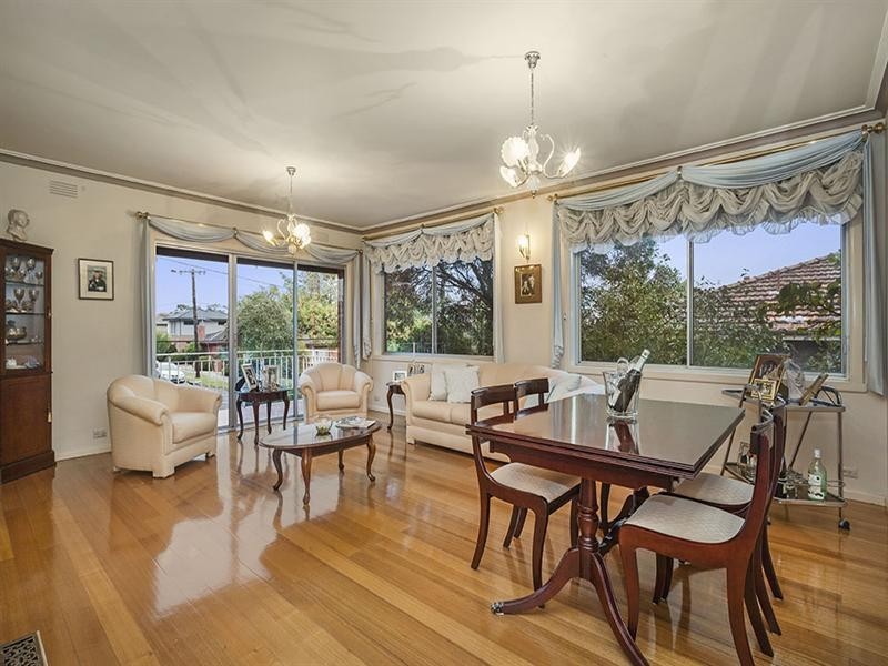 6 Howitt Drive, Templestowe Lower VIC 3107