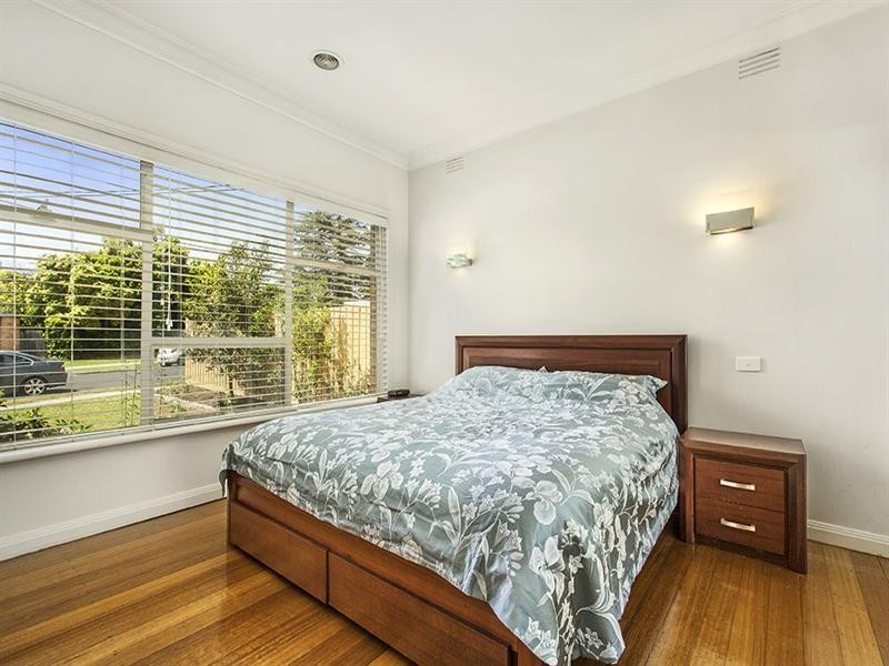 1 Rose Avenue, Bulleen VIC 3105