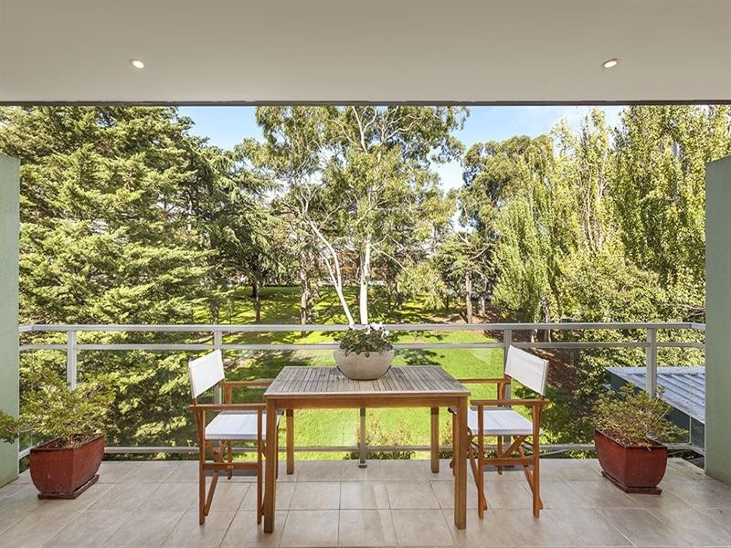 4/10 Rosanna Road, Heidelberg VIC 3084