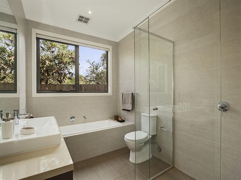 84A Russell Crescent, Doncaster East VIC 3109