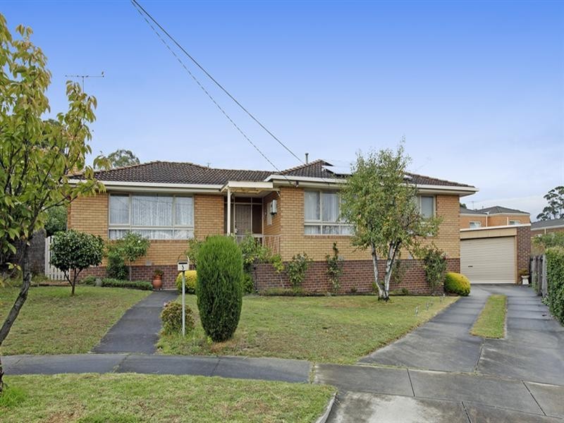 5 Woodstock Court, Doncaster East VIC 3109