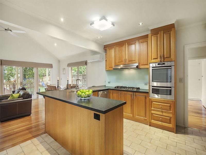 13 Dunoon Street, Doncaster VIC 3108