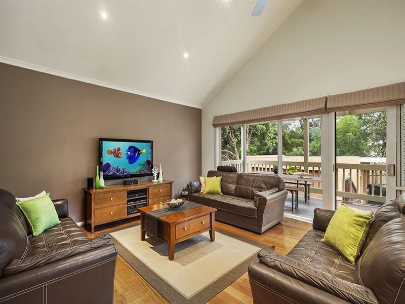 13 Dunoon Street, Doncaster VIC 3108