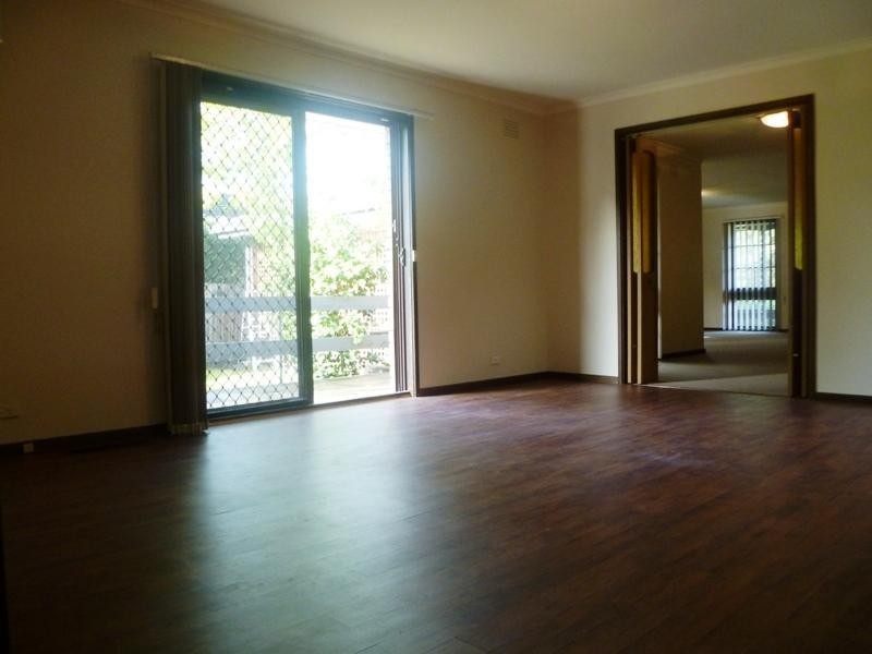 19 Woodhouse Road, Doncaster East VIC 3109