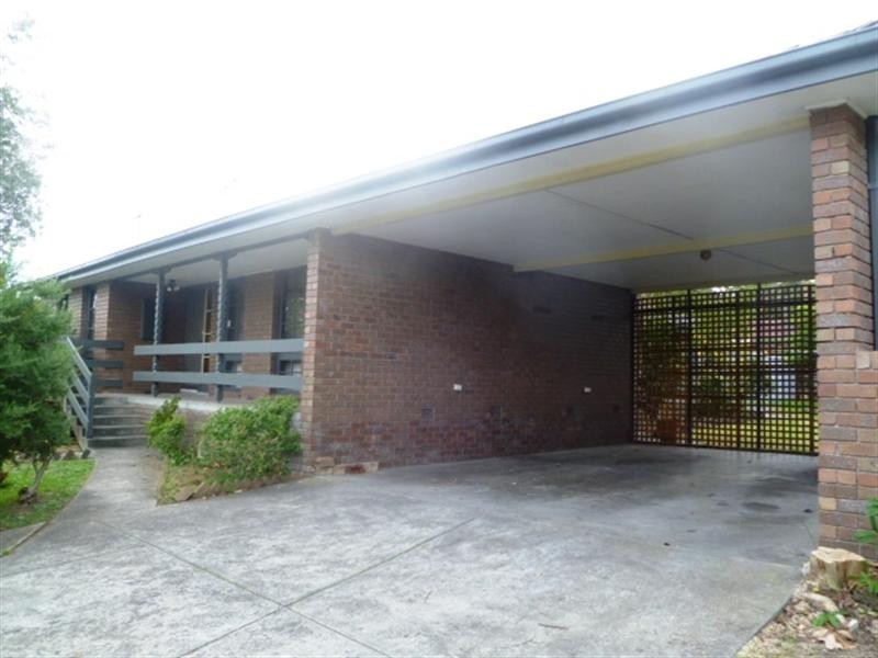 19 Woodhouse Road, Doncaster East VIC 3109