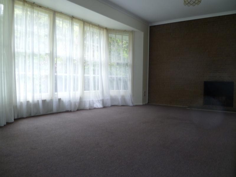 33 Balmoral Avenue, Templestowe Lower VIC 3107