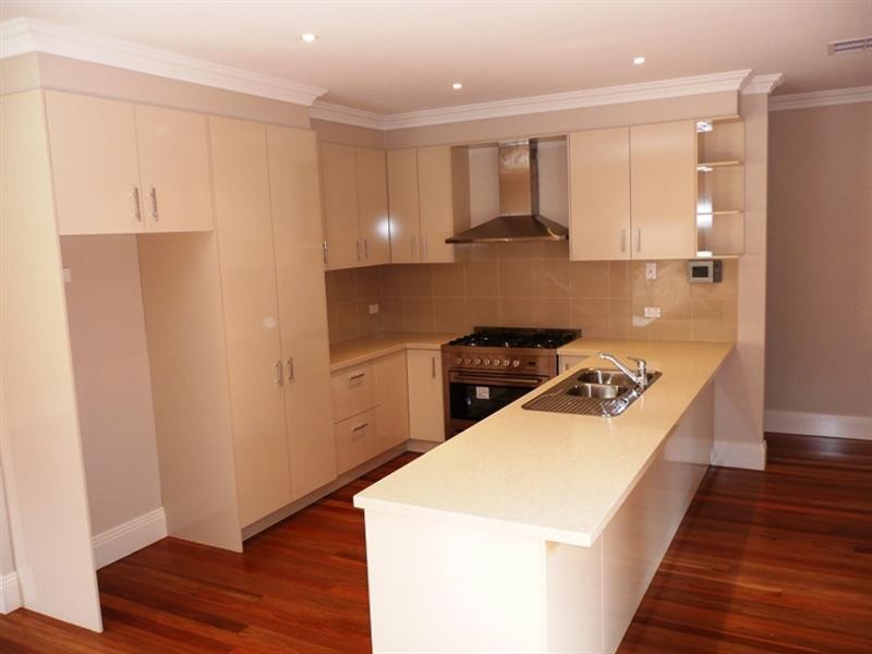 49A Whittens Lane, Doncaster VIC 3108