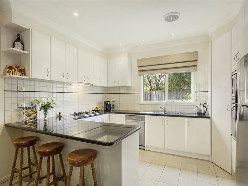 1/1 June Crescent, Templestowe VIC 3106