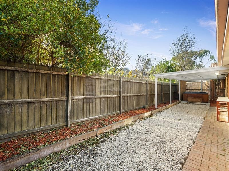 7 Moonstone Walk, Bundoora VIC 3083