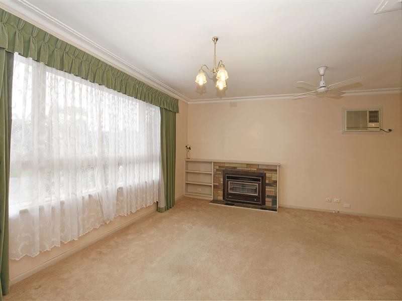 5 Woodstock Court, Doncaster East VIC 3109