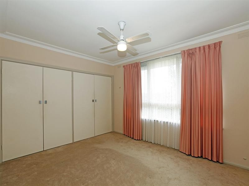 5 Woodstock Court, Doncaster East VIC 3109