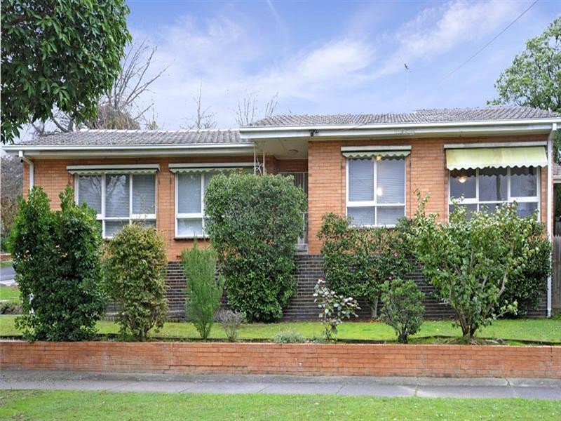 13 Earls Court, Balwyn North VIC 3104