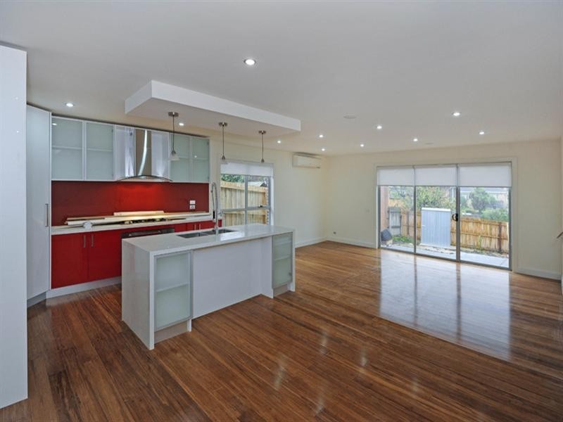 72 Millicent Avenue, Bulleen VIC 3105