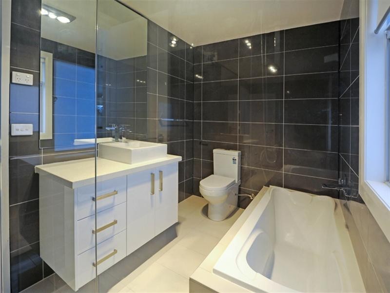 72 Millicent Avenue, Bulleen VIC 3105