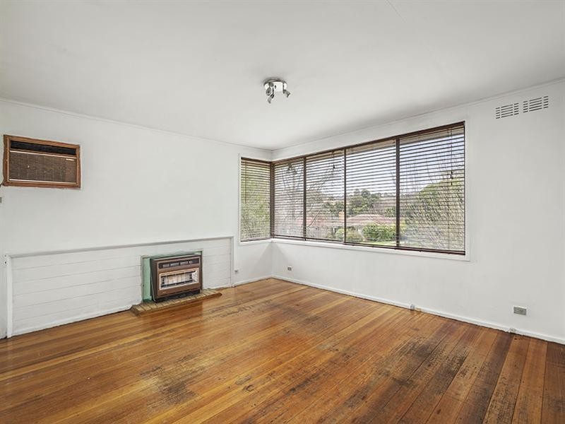 16 Tamala Avenue, Notting Hill VIC 3168
