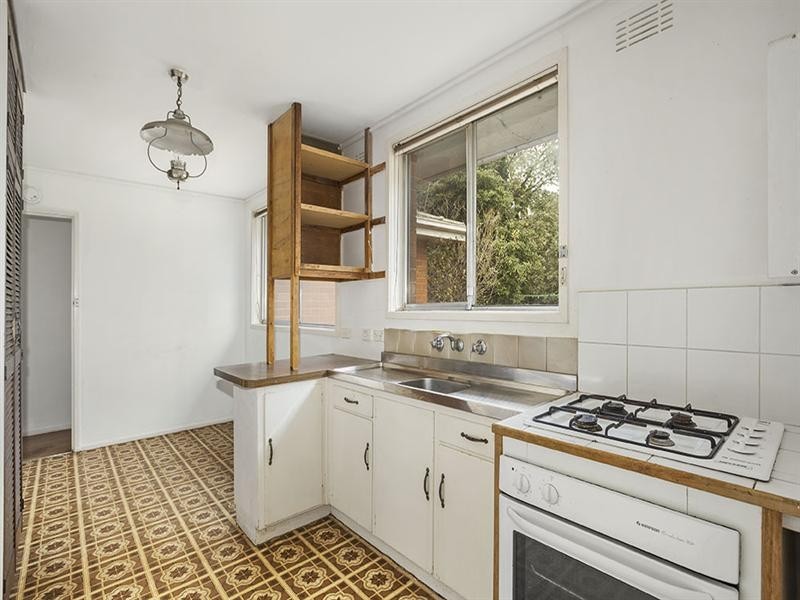 16 Tamala Avenue, Notting Hill VIC 3168