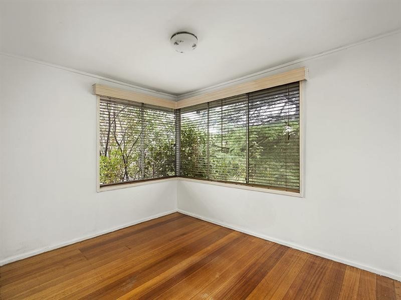 16 Tamala Avenue, Notting Hill VIC 3168