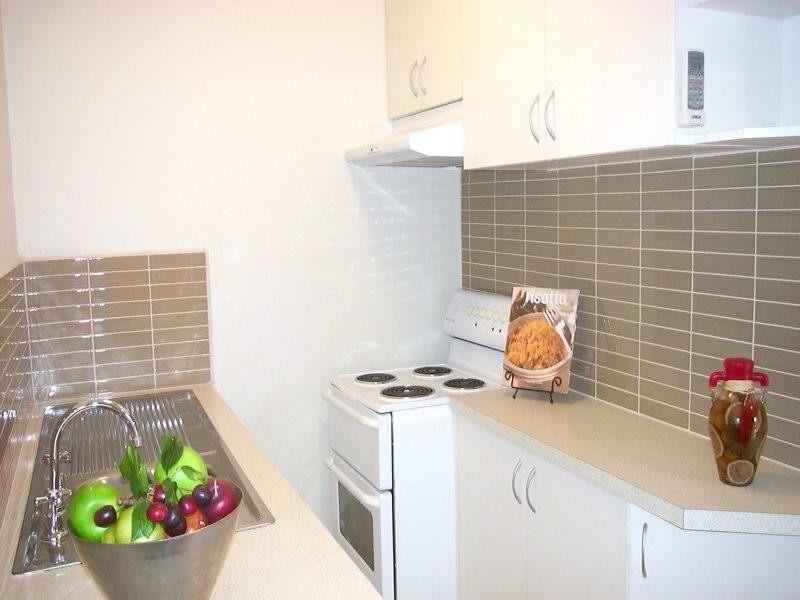 9/6 Garnet Street, Brunswick VIC 3056