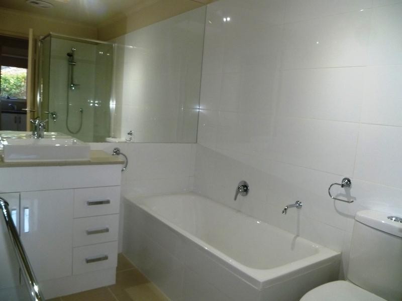 3/8 Rosa Street, Templestowe Lower VIC 3107