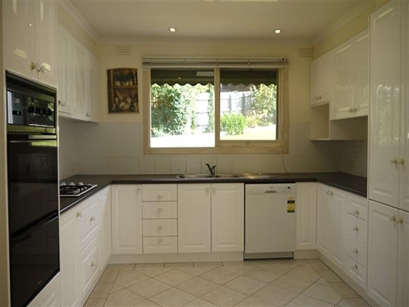 8 Gemini Close, Doncaster East VIC 3109