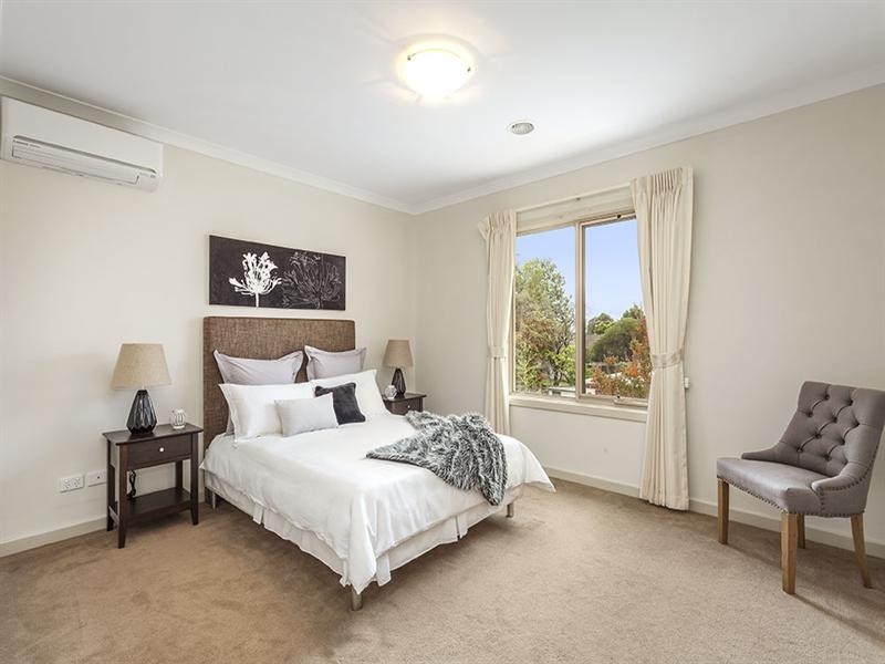 11 Montgomery Street, Doncaster East VIC 3109