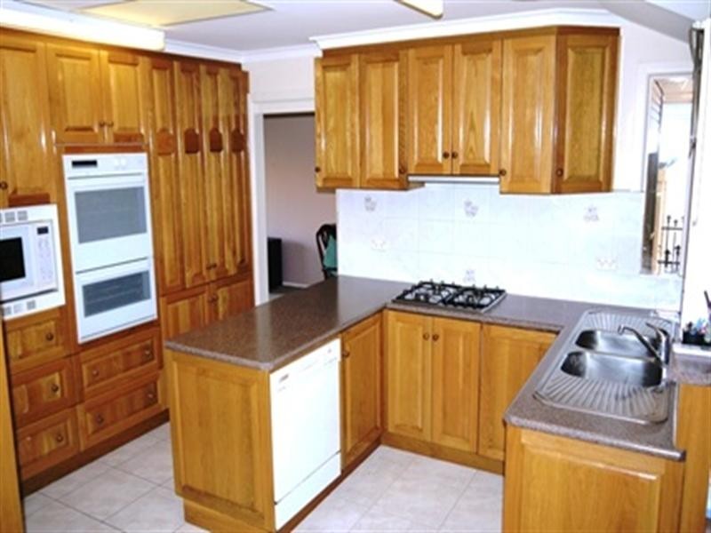 16 Gardenview Court, Templestowe VIC 3106