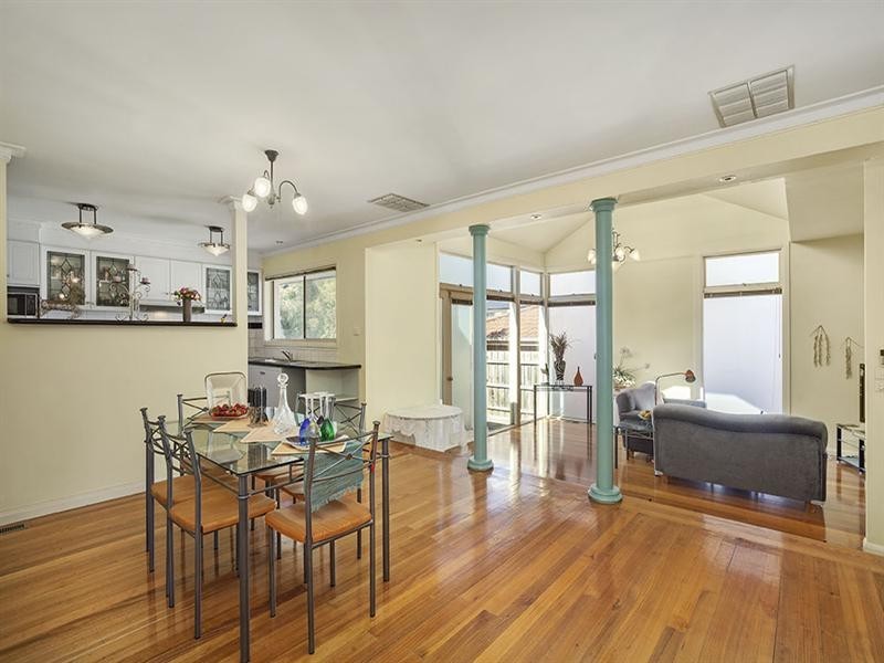 1/1064 Doncaster Road, Doncaster East VIC 3109